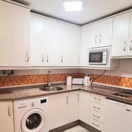 Apartamento A 2 Minutos De La Playa Y Centro Fuengirola Luaran gambar