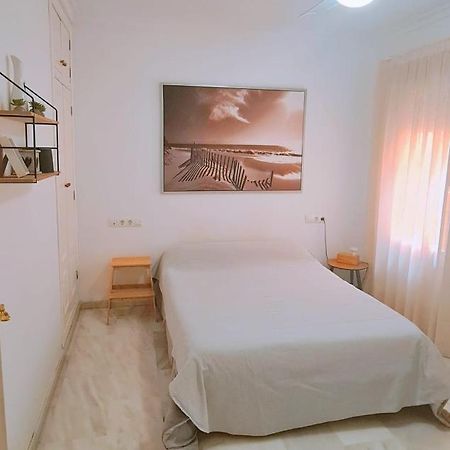 Apartamento A 2 Minutos De La Playa Y Centro Fuengirola Luaran gambar