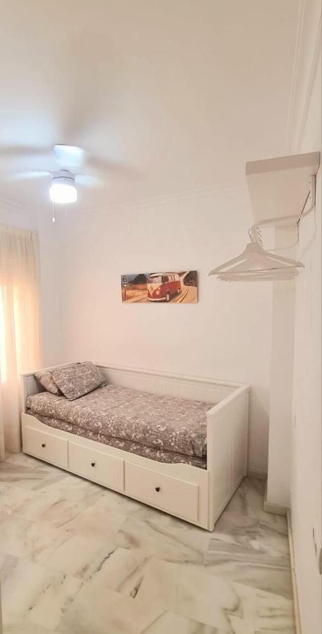 Apartamento A 2 Minutos De La Playa Y Centro Fuengirola Luaran gambar