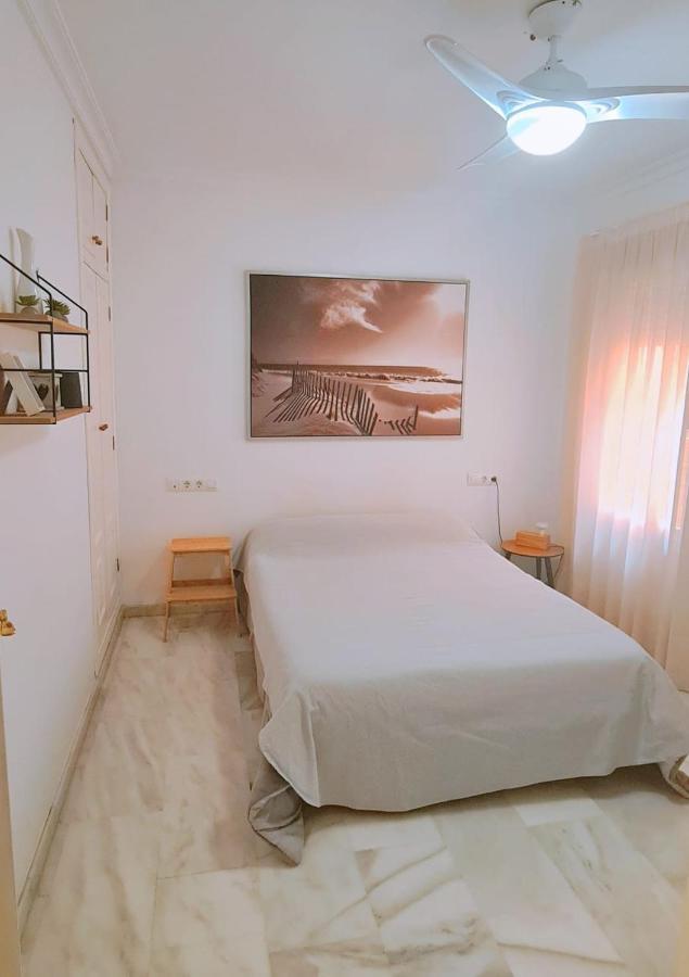 Apartamento A 2 Minutos De La Playa Y Centro Fuengirola Luaran gambar