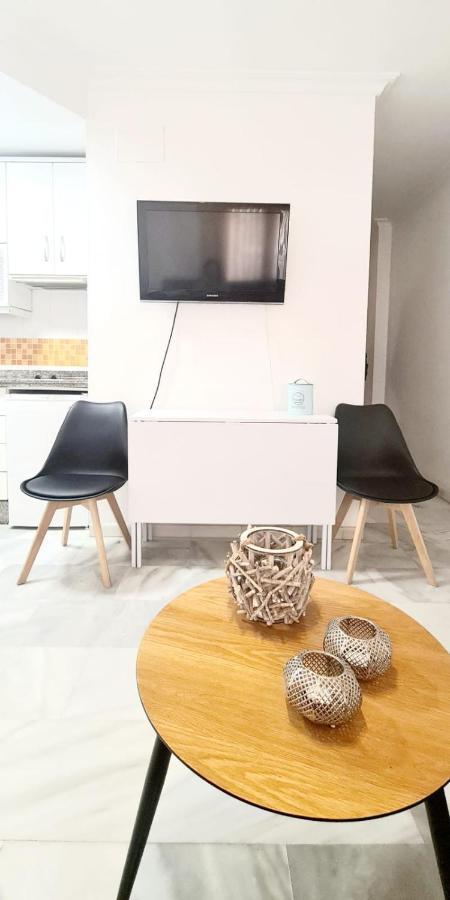 Apartamento A 2 Minutos De La Playa Y Centro Fuengirola Luaran gambar